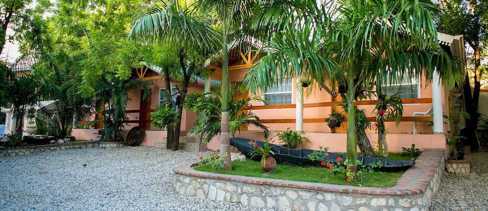 Palm Inn Hotel Port-au-Prince Exterior foto